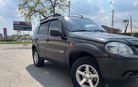 Chevrolet Niva I рестайлинг, 2009 год, 450 000 рублей, 3 фотография