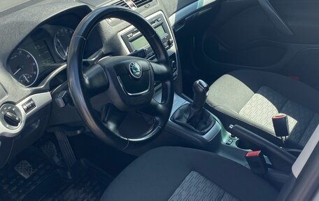 Skoda Octavia, 2012 год, 950 000 рублей, 10 фотография
