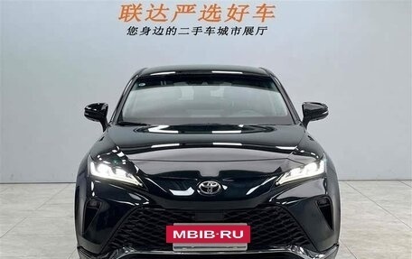 Toyota Venza, 2022 год, 3 387 000 рублей, 2 фотография
