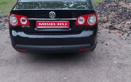 Volkswagen Jetta VI, 2007 год, 750 000 рублей, 2 фотография