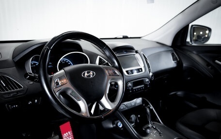 Hyundai ix35 I рестайлинг, 2012 год, 1 360 000 рублей, 13 фотография