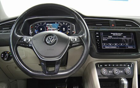 Volkswagen Tiguan II, 2019 год, 2 380 000 рублей, 10 фотография