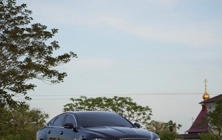 Jaguar XJ IV (X351), 2017 год, 3 500 000 рублей, 2 фотография