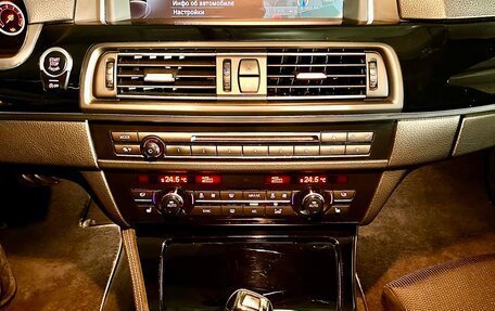 BMW 5 серия, 2015 год, 2 950 000 рублей, 14 фотография