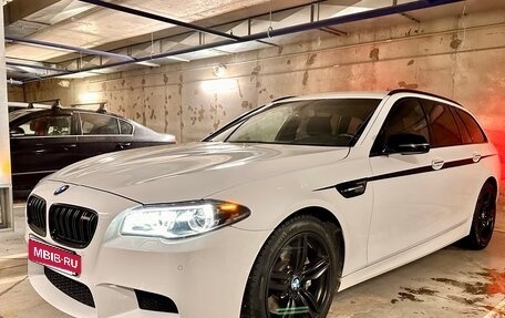 BMW 5 серия, 2015 год, 2 950 000 рублей, 3 фотография