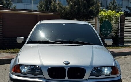 BMW 3 серия, 2001 год, 745 000 рублей, 3 фотография