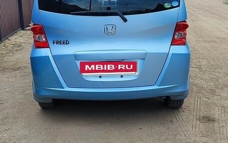 Honda Freed I, 2008 год, 920 000 рублей, 2 фотография