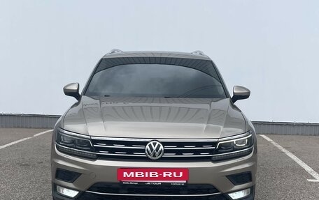 Volkswagen Tiguan II, 2017 год, 2 640 000 рублей, 5 фотография