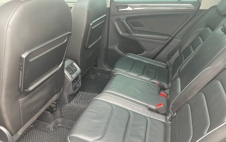 Volkswagen Tiguan II, 2017 год, 2 640 000 рублей, 20 фотография