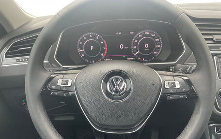 Volkswagen Tiguan II, 2017 год, 2 640 000 рублей, 14 фотография