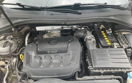 Volkswagen Tiguan II, 2017 год, 2 640 000 рублей, 28 фотография