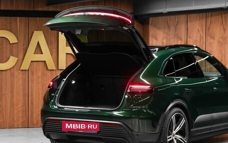 Porsche Macan, 2024 год, 17 500 000 рублей, 8 фотография