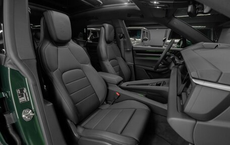 Porsche Macan, 2024 год, 17 500 000 рублей, 31 фотография