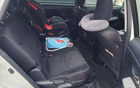 Toyota Prius Alpha I (ZVW40/41), 2015 год, 1 670 000 рублей, 10 фотография