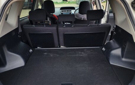 Toyota Prius Alpha I (ZVW40/41), 2015 год, 1 670 000 рублей, 11 фотография