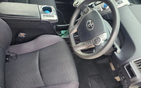 Toyota Prius Alpha I (ZVW40/41), 2015 год, 1 670 000 рублей, 5 фотография