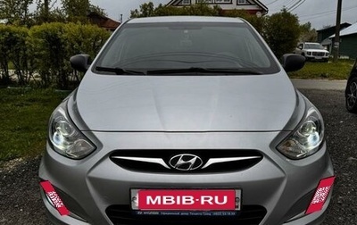 Hyundai Solaris II рестайлинг, 2012 год, 725 000 рублей, 1 фотография