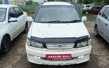 Toyota Ipsum II, 1997 год, 400 000 рублей, 1 фотография