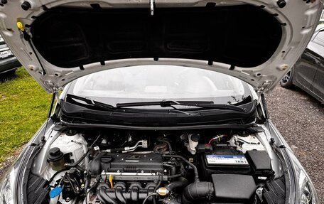 Hyundai Solaris II рестайлинг, 2012 год, 725 000 рублей, 3 фотография