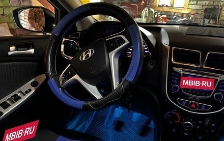 Hyundai Solaris II рестайлинг, 2012 год, 725 000 рублей, 12 фотография