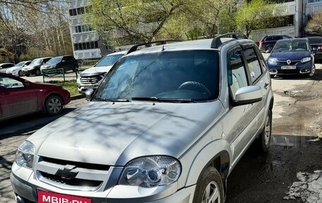 Chevrolet Niva I рестайлинг, 2013 год, 700 000 рублей, 2 фотография