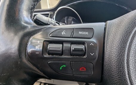 KIA Carnival III, 2017 год, 2 740 000 рублей, 9 фотография