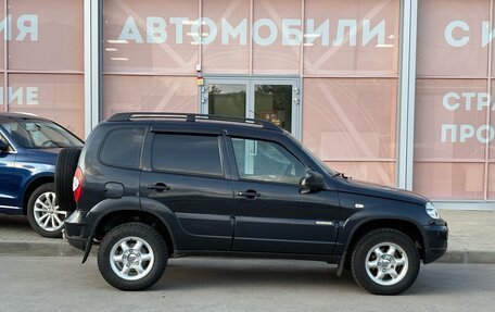 Chevrolet Niva I рестайлинг, 2015 год, 775 000 рублей, 4 фотография