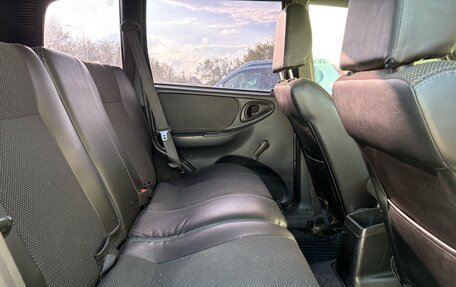 Chevrolet Niva I рестайлинг, 2015 год, 775 000 рублей, 21 фотография