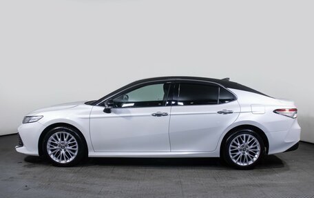 Toyota Camry, 2020 год, 2 890 000 рублей, 8 фотография