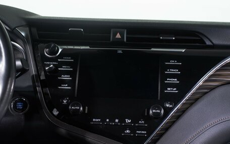 Toyota Camry, 2020 год, 2 890 000 рублей, 14 фотография