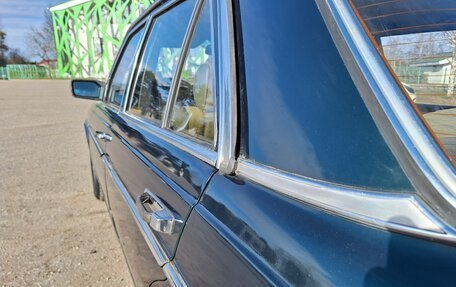 Mercedes-Benz W123, 1981 год, 450 000 рублей, 5 фотография
