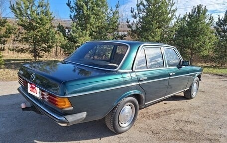 Mercedes-Benz W123, 1981 год, 450 000 рублей, 7 фотография