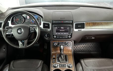 Volkswagen Touareg III, 2015 год, 3 500 000 рублей, 8 фотография