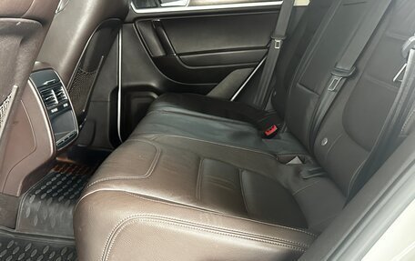 Volkswagen Touareg III, 2015 год, 3 500 000 рублей, 19 фотография