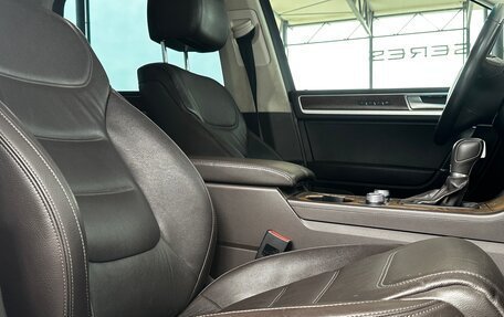 Volkswagen Touareg III, 2015 год, 3 500 000 рублей, 18 фотография