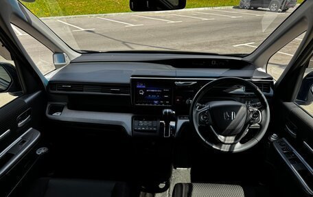 Honda Stepwgn IV, 2019 год, 2 550 000 рублей, 11 фотография