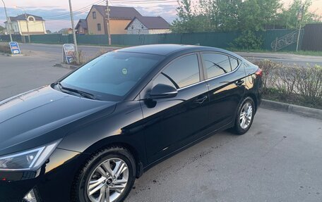 Hyundai Elantra VI рестайлинг, 2019 год, 1 800 000 рублей, 3 фотография