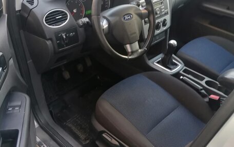 Ford Focus II рестайлинг, 2006 год, 560 000 рублей, 3 фотография