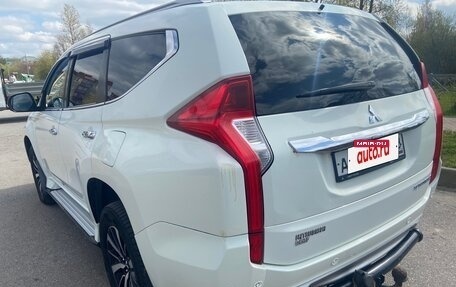 Mitsubishi Pajero Sport III рестайлинг, 2018 год, 2 200 000 рублей, 5 фотография