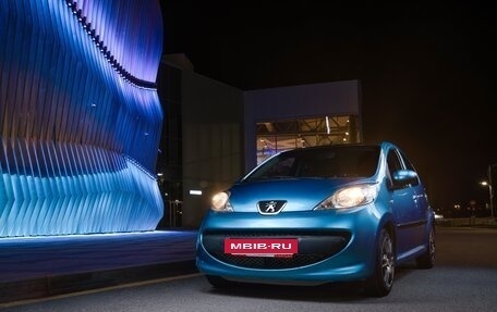 Peugeot 107 I рестайлинг, 2007 год, 490 000 рублей, 2 фотография
