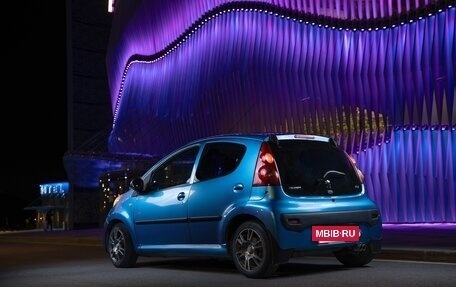 Peugeot 107 I рестайлинг, 2007 год, 490 000 рублей, 3 фотография