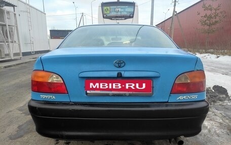 Toyota Avensis III рестайлинг, 1999 год, 155 000 рублей, 17 фотография