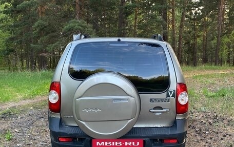 Chevrolet Niva I рестайлинг, 2011 год, 519 000 рублей, 10 фотография