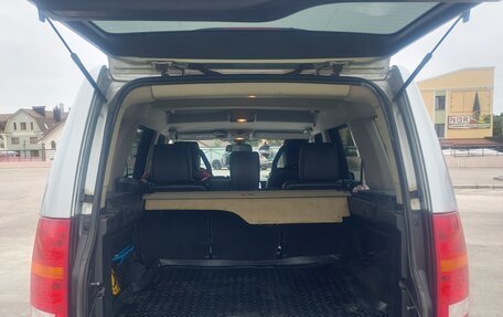 Land Rover Discovery III, 2007 год, 1 240 000 рублей, 21 фотография