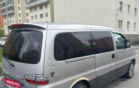 Hyundai Starex I рестайлинг, 2004 год, 525 000 рублей, 2 фотография