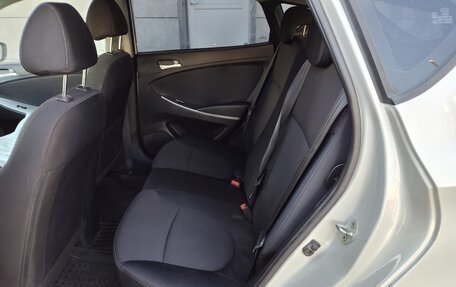 Hyundai Solaris II рестайлинг, 2015 год, 749 000 рублей, 16 фотография