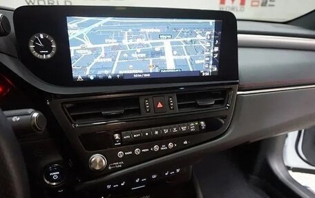Lexus ES VII, 2022 год, 4 700 000 рублей, 9 фотография