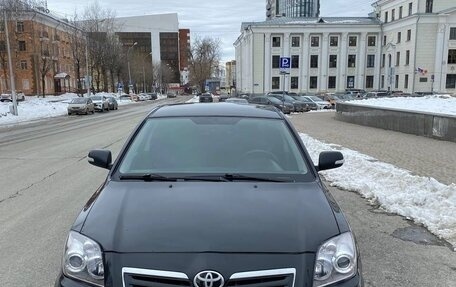 Toyota Avensis III рестайлинг, 2008 год, 695 000 рублей, 4 фотография