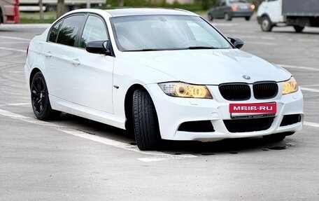 BMW 3 серия, 2011 год, 1 250 000 рублей, 3 фотография