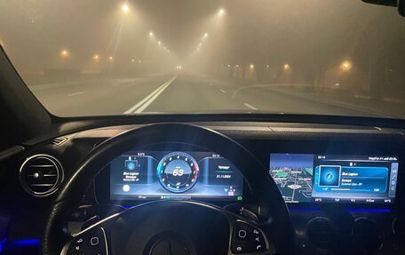 Mercedes-Benz E-Класс, 2016 год, 2 950 000 рублей, 10 фотография